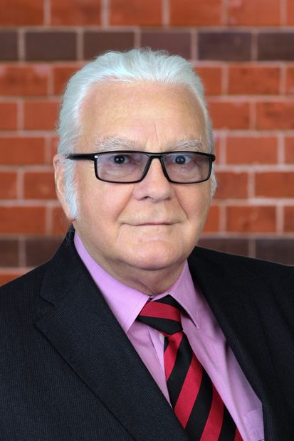 Friedel_rau_-_ehrenpr%c3%a4sident